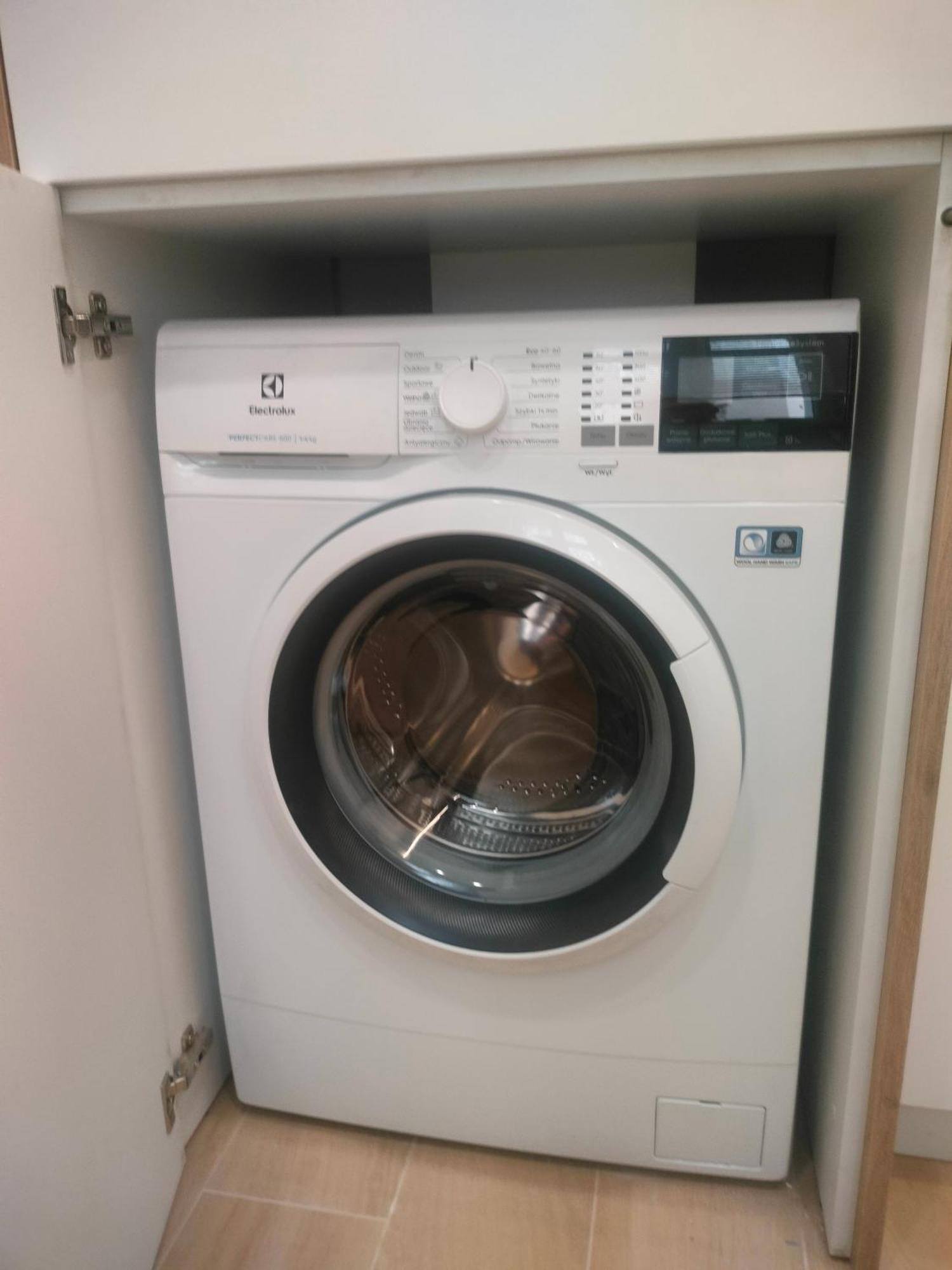 Apartament Paradise Zarzadzany Przez Gospodarza Osobe Fizyczna Self Check In Rzeszów Exterior foto